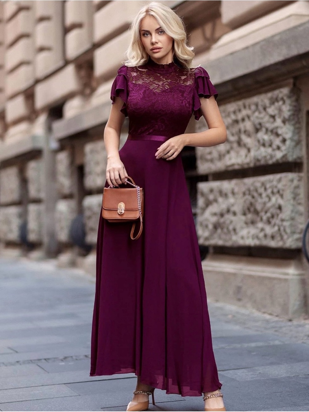 Elegant Lace Bodice Maxi Dress